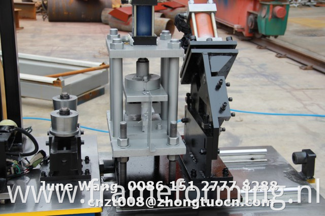 50 75 100 C stud forming machine11